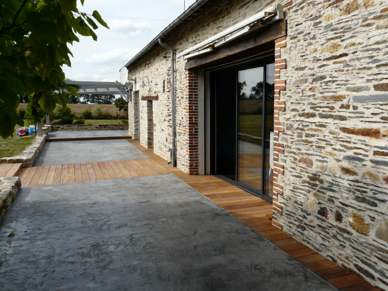 Création d'allée et terrasse en béton imprimé en Région Nantaise