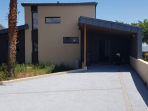 Construction de maison avec accès garage et parking à Saint Nazaire